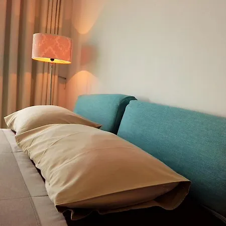Appartement Overlooking Botanic Garden And Castle Lissabon